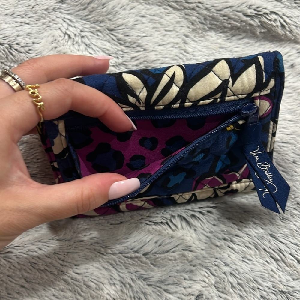 vera bradley trifold wallet - Picture 5 of 6